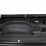 Lona marítima para Toyota Hilux Revo en parte trasera de la camioneta